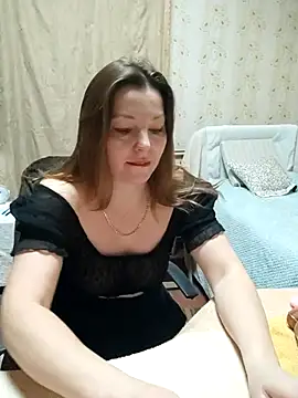 VselenaSun402 online show from November 18, 2025, 10:52 am