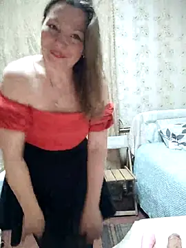 Snapshot of VselenaSun402 chatting on February 13, 2026, 1:40 pm VselenaSun402 online show from February 13, 2026, 1:40 pm