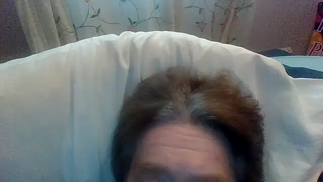 Snapshot of frankie7inch chatting on May 21, 2026, 4:47 pm frankie7inch online show from May 21, 2026, 4:47 pm