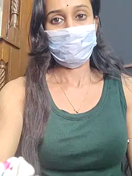 Snapshot of Oleevia chatting on December 20, 2025, 9:27 am Oleevia online show from December 20, 2025, 9:27 am