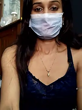 Snapshot of Oleevia chatting on January 12, 2026, 8:30 am Oleevia online show from January 12, 2026, 8:30 am