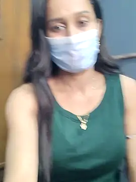 Snapshot of Oleevia chatting on January 13, 2026, 8:52 am Oleevia online show from January 13, 2026, 8:52 am