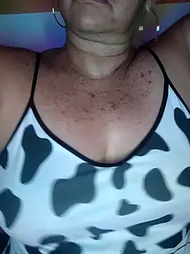 Kasandra Ho online show from March 7, 2026, 1:52 pm