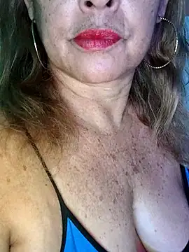 Kasandra Ho online show from March 10, 2026, 12:21 pm