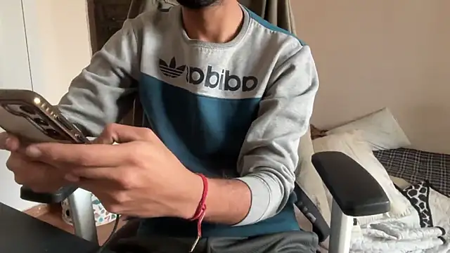 Snapshot of meatycronn chatting on February 11, 2026, 8:41 am meatycronn online show from February 11, 2026, 8:41 am