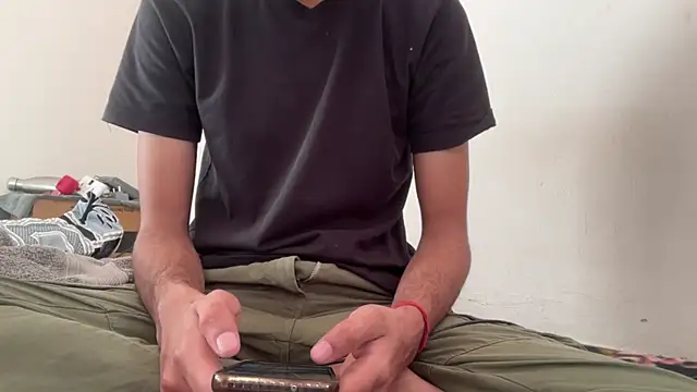 Snapshot of meatycronn chatting on March 1, 2026, 2:57 am meatycronn online show from March 1, 2026, 2:57 am