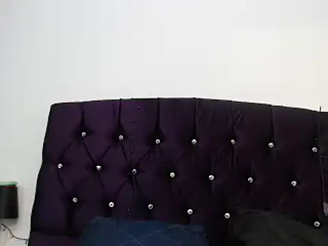 Snapshot of Hanna_Fox_69 chatting on January 4, 2025, 2:14 am Hanna Fox 69 online show from January 4, 2025, 2:14 am