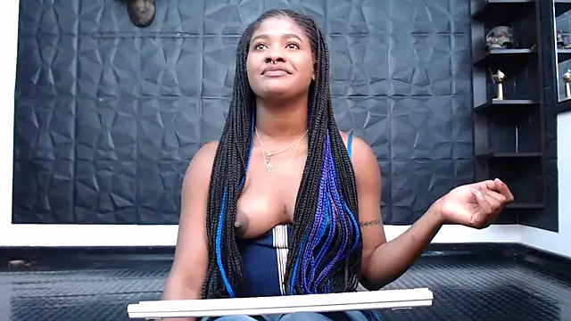 Snapshot of Hanna_Fox_69 chatting on February 6, 2025, 5:46 am Hanna Fox 69 online show from February 6, 2025, 5:46 am