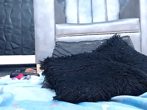 Snapshot of Hanna_Fox_69 chatting on March 14, 2025, 10:50 am Hanna Fox 69 online show from March 14, 2025, 10:50 am