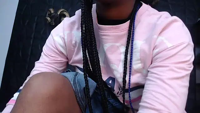 Snapshot of Hanna_Fox_69 chatting on March 15, 2025, 5:30 am Hanna Fox 69 online show from March 15, 2025, 5:30 am