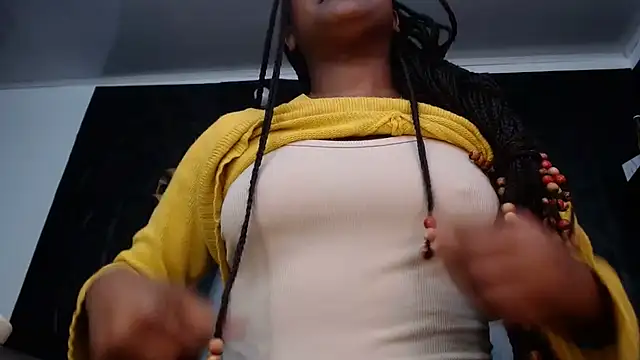 Snapshot of Hanna_Fox_69 chatting on September 15, 2025, 6:24 am Hanna Fox 69 online show from September 15, 2025, 6:24 am