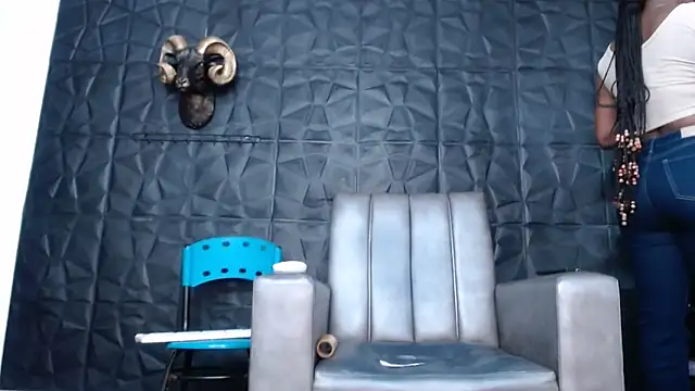 Snapshot of Hanna_Fox_69 chatting on September 28, 2025, 10:53 am Hanna Fox 69 online show from September 28, 2025, 10:53 am