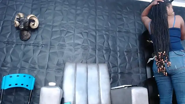 Snapshot of Hanna_Fox_69 chatting on October 5, 2025, 12:14 pm Hanna Fox 69 online show from October 5, 2025, 12:14 pm