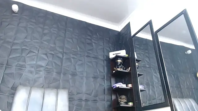 Snapshot of Hanna_Fox_69 chatting on October 30, 2025, 4:36 am Hanna Fox 69 online show from October 30, 2025, 4:36 am