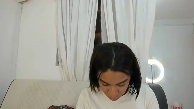 Fernanda brown18 online show from October 27, 2025, 9:19 pm