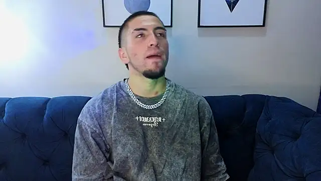 Snapshot of King_Dante_ chatting on September 10, 2025, 12:38 pm King Dante  online show from September 10, 2025, 12:38 pm