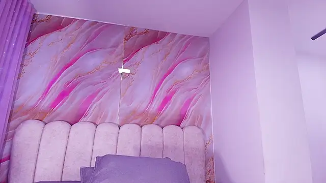 mia stanfort online show from February 14, 2026, 7:10 pm