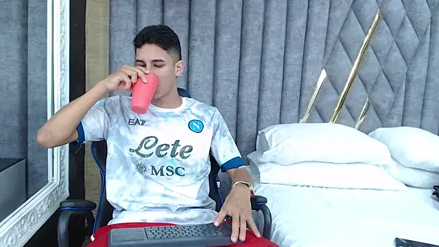 JakeMoxley online show from January 30, 2025, 1:42 pm