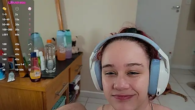 Snapshot of Angels_fuck chatting on January 18, 2025, 12:46 am Angels fuck online show from January 18, 2025, 12:46 am