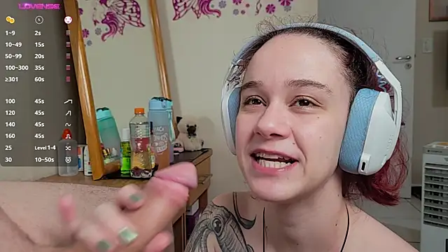 Snapshot of Angels_fuck chatting on January 27, 2025, 1:48 am Angels fuck online show from January 27, 2025, 1:48 am