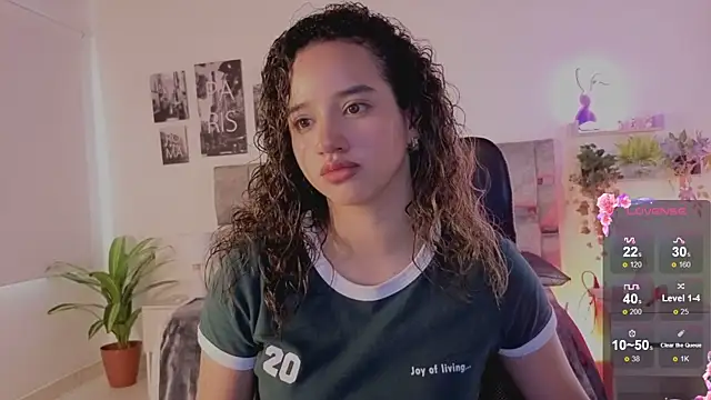 Snapshot of emilyrouxe chatting on July 18, 2026, 4:11 pm emilyrouxe online show from July 18, 2026, 4:11 pm