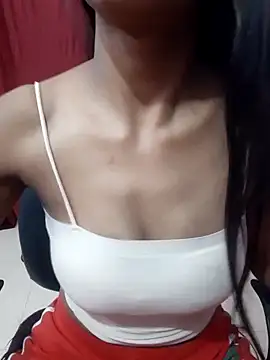 Snapshot of gulabo-Queen chatting on December 13, 2025, 7:53 pm gulabo-Queen online show from December 13, 2025, 7:53 pm