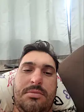 augusto3040 online show from January 16, 2025, 5:33 pm