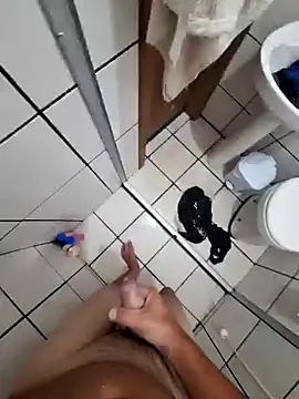 augusto3040 online show from February 8, 2025, 4:47 pm