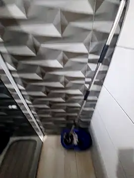 augusto3040 online show from February 26, 2025, 8:37 am