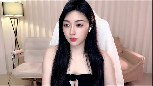 Snapshot of K-moumou chatting on April 2, 2026, 5:10 pm K-moumou online show from April 2, 2026, 5:10 pm