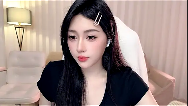 Snapshot of K-moumou chatting on April 8, 2026, 3:56 pm K-moumou online show from April 8, 2026, 3:56 pm