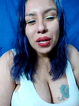Snapshot of Viiooleetaas chatting on February 21, 2025, 3:23 am Viiooleetaas online show from February 21, 2025, 3:23 am