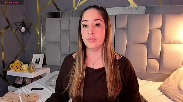 AliceSteel12 online show from October 14, 2025, 11:27 pm