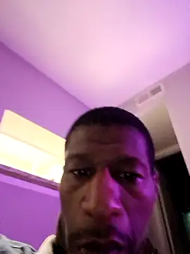 Snapshot of willywonka7793 chatting on December 24, 2024, 4:33 am willywonka7793 online show from December 24, 2024, 4:33 am