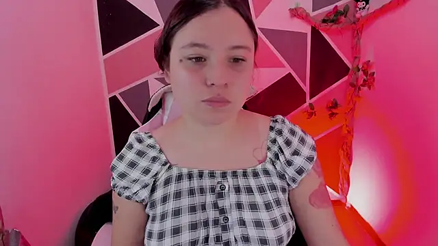 Snapshot of Carol_Pinter chatting on February 24, 2026, 3:32 pm Carol Pinter online show from February 24, 2026, 3:32 pm