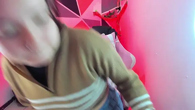 Snapshot of Carol_Pinter chatting on February 26, 2026, 2:05 pm Carol Pinter online show from February 26, 2026, 2:05 pm