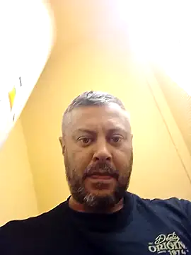 Snapshot of richton62 chatting on June 29, 2026, 5:57 am richton62 online show from June 29, 2026, 5:57 am