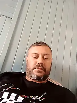 Snapshot of richton62 chatting on July 3, 2026, 7:37 am richton62 online show from July 3, 2026, 7:37 am
