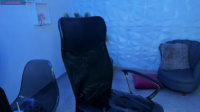 Snapshot of Danielacossio chatting on March 21, 2025, 7:11 am Danielacossio online show from March 21, 2025, 7:11 am