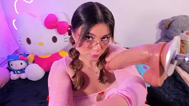 Snapshot of Isa_belaa chatting on February 7, 2026, 9:51 pm Isa belaa online show from February 7, 2026, 9:51 pm