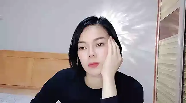 Linda-LL online show from January 24, 2025, 12:41 pm