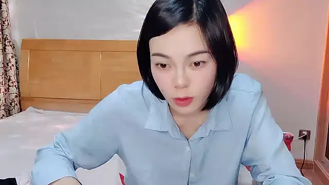 Linda-LL online show from February 2, 2025, 2:45 pm