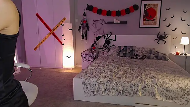 Fay Dunaway online show from October 27, 2025, 2:10 pm