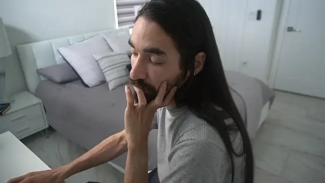 Your Ice cream online show from February 24, 2025, 3:53 pm