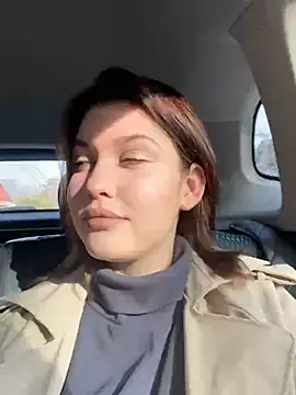 Snapshot of KikiWatson chatting on December 8, 2024, 8:09 am KikiWatson online show from December 8, 2024, 8:09 am