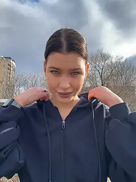 Snapshot of KikiWatson chatting on February 13, 2026, 7:37 am KikiWatson online show from February 13, 2026, 7:37 am