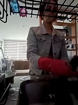 Snapshot of your_red_rose_ chatting on December 28, 2024, 8:36 pm your red rose online show from December 28, 2024, 8:36 pm