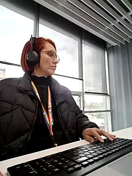 Snapshot of your_red_rose_ chatting on January 30, 2025, 2:58 pm your red rose online show from January 30, 2025, 2:58 pm