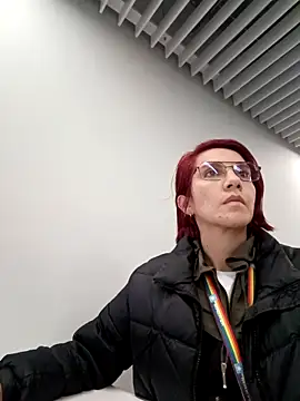 Snapshot of your_red_rose_ chatting on March 6, 2025, 9:09 pm your red rose online show from March 6, 2025, 9:09 pm