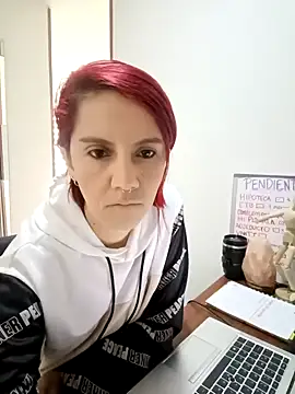 Snapshot of your_red_rose_ chatting on March 21, 2025, 1:34 pm your red rose online show from March 21, 2025, 1:34 pm